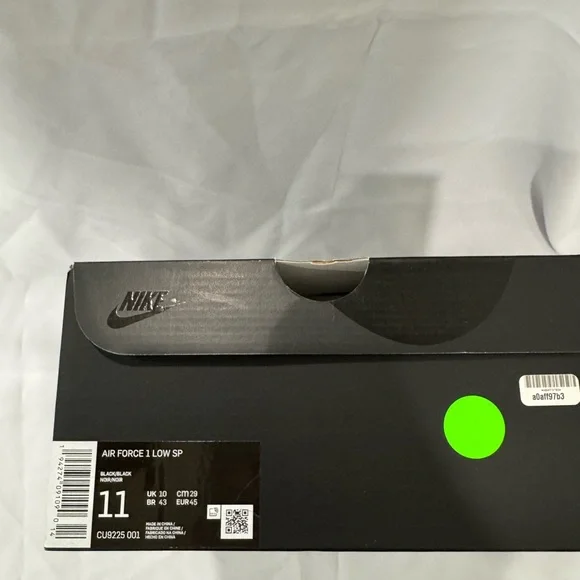 Nike Air Force One Supreme
Size 11 used
Original box - Picture 2 of 7